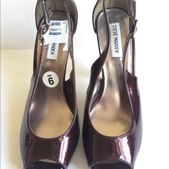 Steve Madden (Sz 9) Wine Patent Leather Peep Toe - Picture 2 of 7